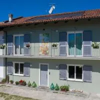 Moncrivel Rooms & Relax: Benevello'da bir otel