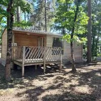Camping Onlycamp Les Pins, hotel Nançay-ben