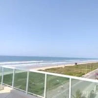 VIP Studio Beira Mar prédio com terraço em Matinhos, hotel u gradu Matinhos
