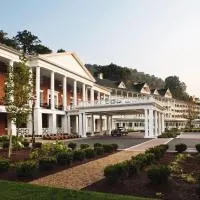 Omni Bedford Springs Resort & Spa, hotel di Bedford