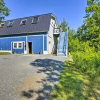 Charming Studio ~ 20 Mi to Acadia Nat'l Park!、エルズワースのホテル