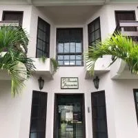 Pousada da Jaqueira - EPP, hotel u gradu Rio das Ostras