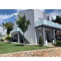 Apartmani Deluxe, Hotel in Jasenice