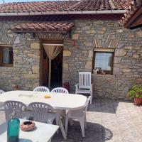 Casa Rural La Sosiega con jardín privado