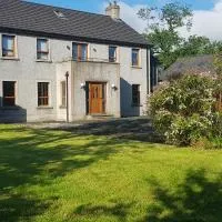 Maghernahar House B&B, hotel v destinácii Ballycastle