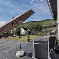 Sonnenufer Apartment & Moselwein II, hotell i Wehlen i Bernkastel-Kues