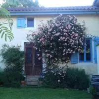 TheBees, hotel di Saint-Martin-dʼArmagnac