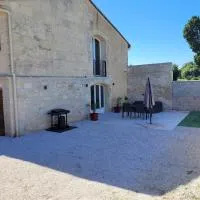 Appartement dans Mas Provencal, hotel v mestu Arles