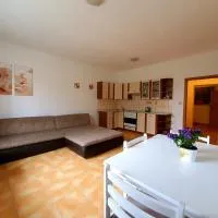Apartmán U Slunečnice, hotel di Husinec