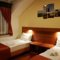 Hotel Kuźnia Oberża Polska, hotel em Łysomice