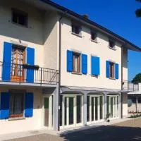 B&B Des Artistes, готель у місті Borzano
