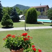 L'Isola Dla Cerrea, hotell i Mombasiglio