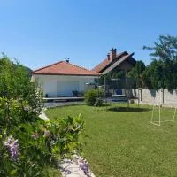 Little Aria, hotell i Ripač