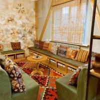 SilkRoad Guesthouse and Yurt Camp