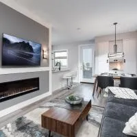 Beautiful 2 bedroom town home in Sunrise Ridge, hotel v destinaci Parksville