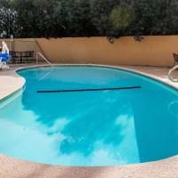 Super 8 by Wyndham Visalia, hotel cerca de Aeropuerto de Visalia Municipal - VIS, Visalia