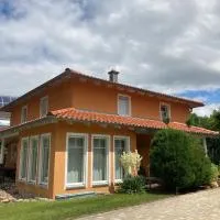Villa Toskana Wohnung 1, hótel í Wackersdorf