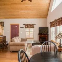 Twin Owls Lodge, Great for families Master bedroom, Loft, full kitchen, Dogs OK, hotell i Estes Park
