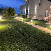 Crival club & more, hotel u gradu 'Palagiano'