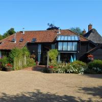 Brundish Suffolk Large 4-Bed Barn Stunning!