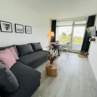 Apartment Eerste Reeg für 2-4 Personen mit Pool, hótel í Dahme