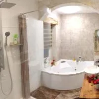 Détente au bord du Loir - Gîte 1, hotel en Les Roches-lʼÉvêque