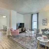 Pet-Friendly Greenville Home w/ Private Yard、Greenvilleのホテル
