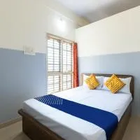 Sri Annapurneshwari Residency & Lodging, hotel din Hassan