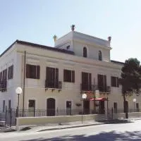 Hotel Claila, hotel i Francavilla al Mare