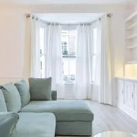 Elegant 2 bedrooms apt in Chelsea with patio