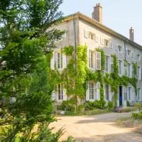 Logis HOTEL DU PARC, hotel a Pont-à-Mousson