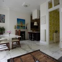 Large 2 Beds Flat Overlooking Clapham Common Park