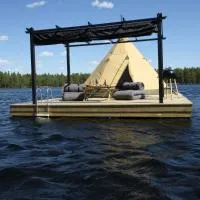 Viesnīca Tentipi River Camp pilsētā Sorsele