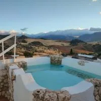 El molino del abuelo, hotel u gradu 'Montecorto'