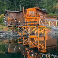 April Point Harbour House, hotell i Quathiaski Cove