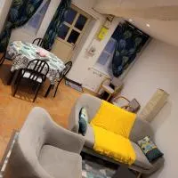Maison chaleureux, ξενοδοχείο σε Coulanges-sur-Yonne