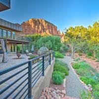 Stunning Sedona Home with Red Rock Views and Fire Pit!