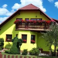Apartmán Adrianka, hotel din Turčianske Teplice