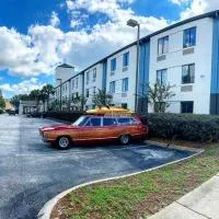 Destiny Palms Hotel Maingate West, hotel di Kissimmee