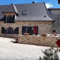 gite de La Carrière, hotel i Saint-Julien-de-Piganiol