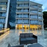 Hotel Biota, hotel Kvariat'i városában