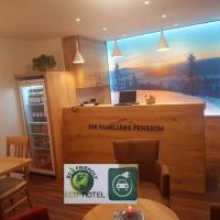 Oberauer Wagrain - Die Eco Familien Hotelpension B&B, hotell i Wagrain