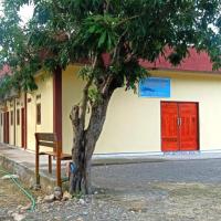 Penginapan asidik، فندق بالقرب من H. Aroeppala Airport - KSR، بيرا