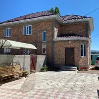 Guest House Baytur, hotel a Kochkorka