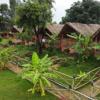 waterfall guesthouse, hotel in Hampi