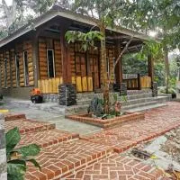 HOMESTAY DUSUN ANA BALUN, hotel u gradu Slim River