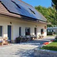 Nona BB, hotel a Postojna