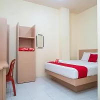 RedDoorz Syariah near Taman Siring 2, viešbutis vietovėje Benuaanyar