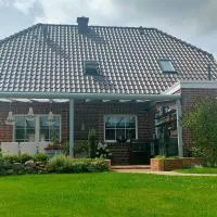 Surwold में, होटल Luana`s White Cottage
