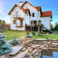 Villa Zoryany Dvir, hotel em Skhidnitsa